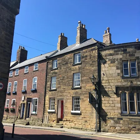 Lionsgate View - Luxury Apartment Opposite Alnwick Castle Exterior foto