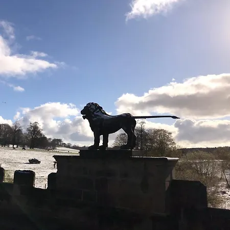 Lionsgate View - Luxury Apartment Opposite Alnwick Castle Exterior foto